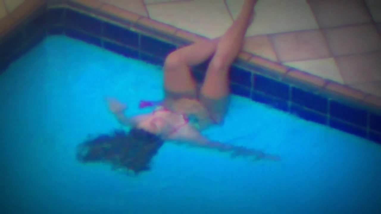 best of Masturbates underwater girl