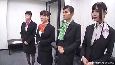 Gator reccomend japanese business lady